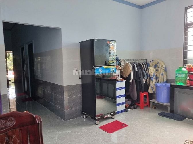 Nhà đẹp 6m ngang. ĐƯờng bê tông. Gần KCN. 1,65 tỷ TL