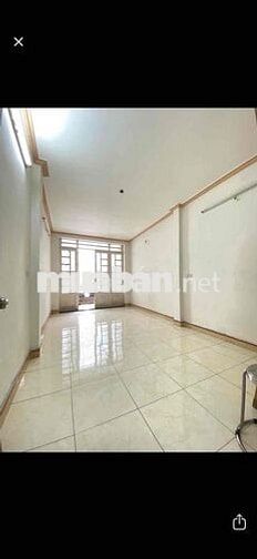 NHÀ MỚI TRẮNG TINH - 662/ Sư Vạn Hạnh,p12,q10 - 8 Phòng 6wc