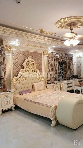 BÁN KHÁCH SẠN 4 SAO ROYAL LÀO CAI
