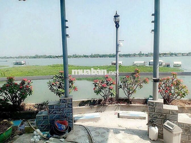 Bán mặt bằng Kinh Doanh QL91 Long Xuyên ngang 24m giáp sông Hậu