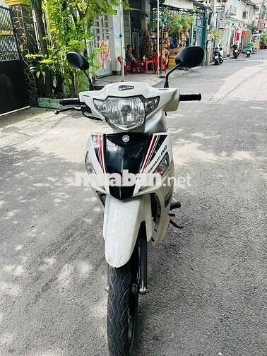 Yamaha Sirius FI RC Trắng