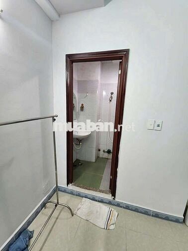 PHÒNG SIÊU RỘNG VÀ THOÁNG TẠI TRẦN XUÂN SOẠN GẦN UFM,TDU..VV.