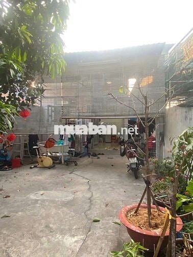 BÁN NHÀ 134M2 SỔ RIÊNG CÓ SÂN TRƯƠC TO HẺM 2680 HUỲNH TẤN PHÁT CHÙA BÀ
