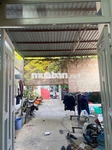 BÁN NHÀ 134M2 SỔ RIÊNG CÓ SÂN TRƯƠC TO HẺM 2680 HUỲNH TẤN PHÁT CHÙA BÀ