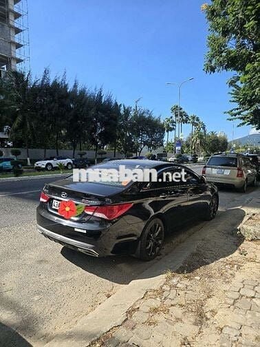 Hyundai Sonata 2010 Bản full Đen