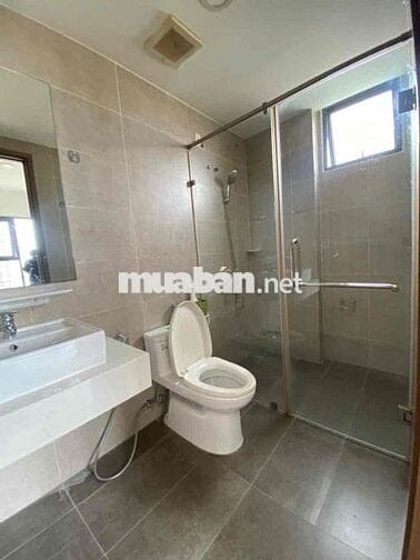 Cho thuê căn hộ 72m2 loại 2PN-2WC ban công đông nam