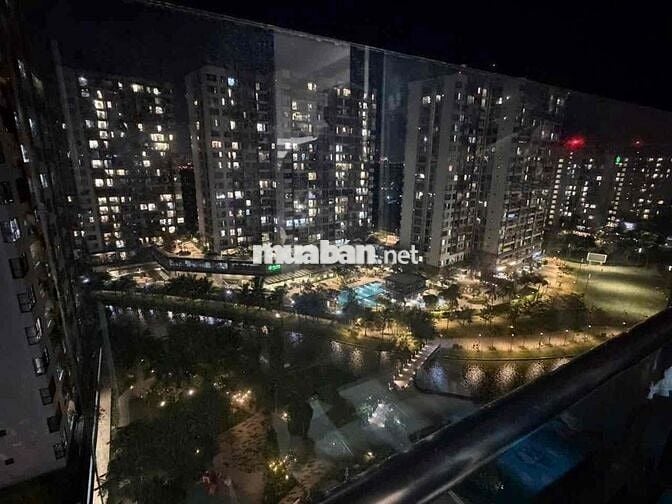 Cho thuê căn hộ 72m2 loại 2PN-2WC ban công đông nam