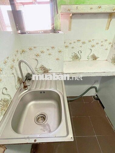 🔥 Phòng Trọ Q10 Ngay CV Lê Thị Riêng – Có Thang Máy – WC Riêng 3tr9