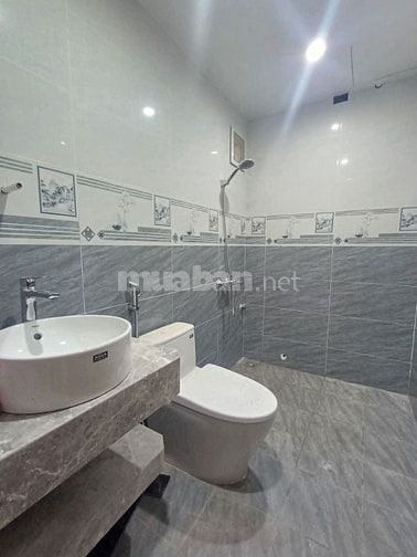 Giảm mạnh 5 tỷ, CC bán nhà Mặt Phố Kim Đồng 6 tầng, 118m2, nhỉnh 40 tỷ