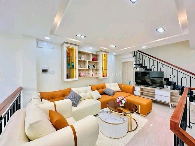 Chủ về quê cần bán gấp nhà 52m2 đường Lê Đức Thọ giá 3 TỶ 490 - SHR