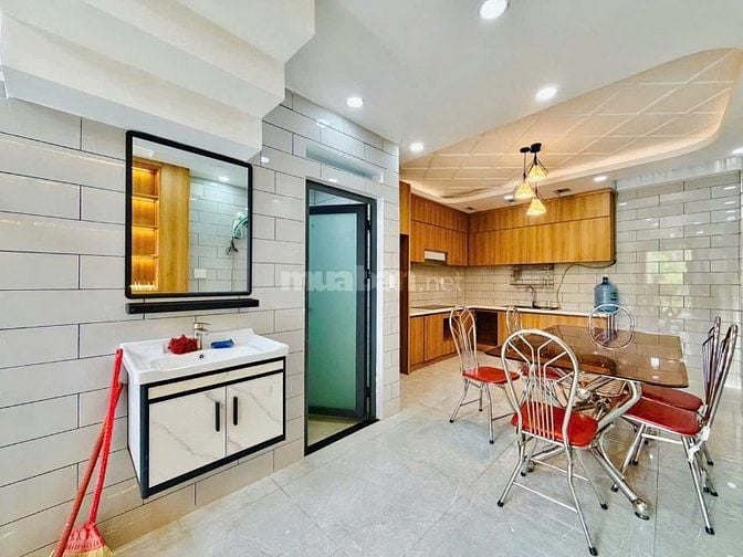 Bán nhà Gò Vấp 52m2 giá 4 tỷ 390 triệu đường Lê Đức Thọ, phường 16