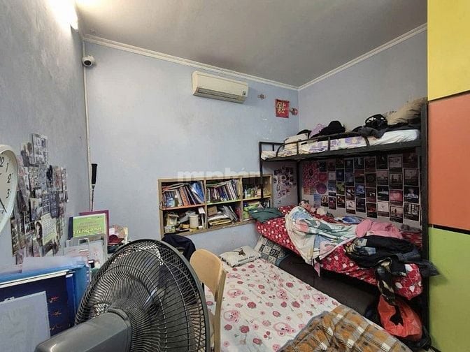 - Bán căn hộ tập thể ĐH Thủy Lợi,  Đống Đa, siêu đẹp, 40m2, 5.8 tỷ