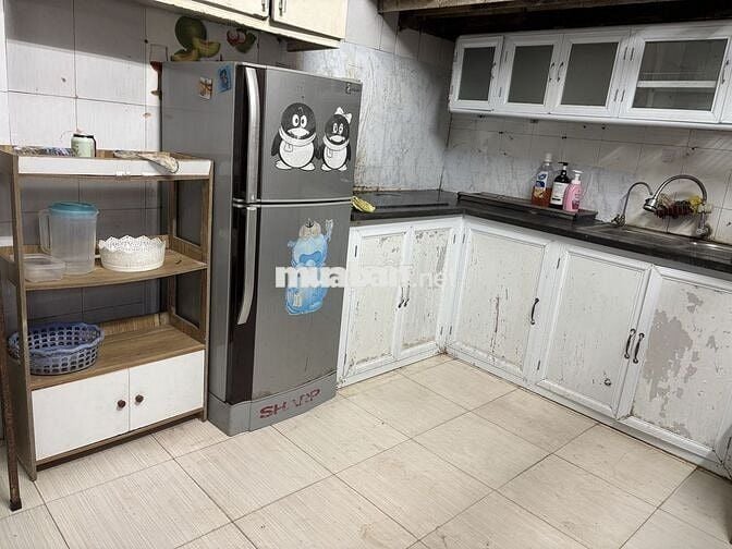 Chính chủ cho thuê Tập thể ngõ 156 phố Hồng Mai