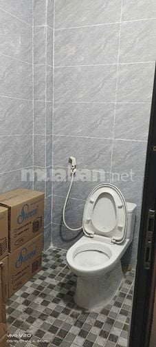 CHO THUÊ NHÀ MẶT TIỀN KD ĐƯỜNG HOÀNG HỮU NAM _ PHƯỜNG TÂN PHÚ _ Q9_ TM