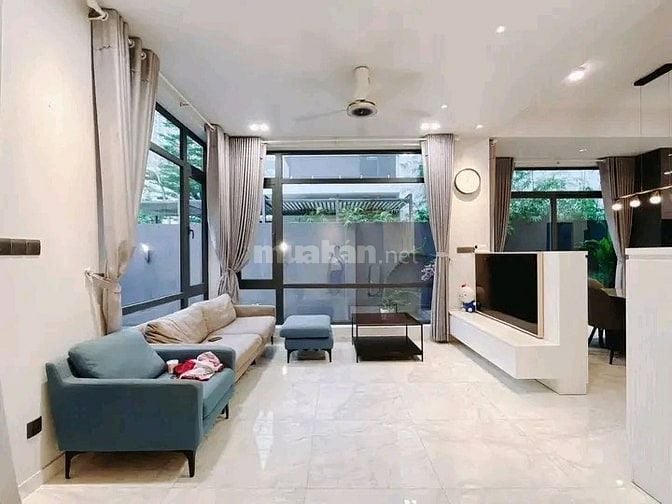 Xoay vòng vốn bán nhà Huỳnh Tấn Phát, Quận 7. Giá 6,89 tỷ, 70m2, HXH