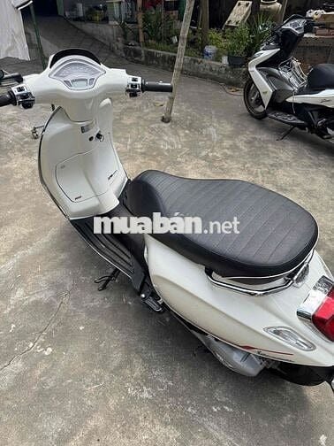 Piaggio Vespa Sprint Trắng 10000 km