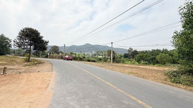 SIÊU RẺ! 231m2 ngang 10m ngay chân núi Minh Đạm chỉ 980tr.