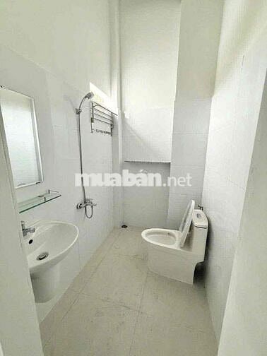 PHÒNG TRỌ SINH VIÊN MỚI XÂY GẦN PHẠM VĂN ĐỒNG