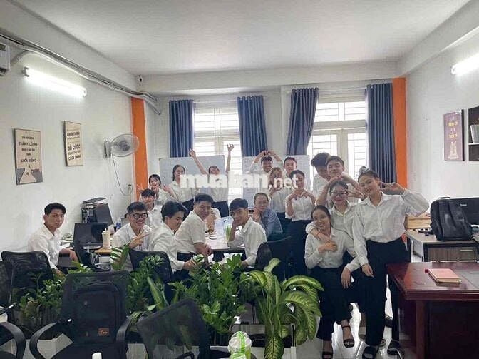 TUYỂN CSKH NVKD LƯƠNG CỨNG 9TRIỆU, TN K GIỚI HẠN