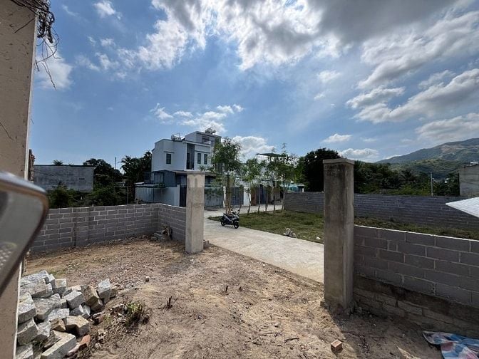 Đất 2 MT Nha Trang - Rẻ hơn định giá ngân hàng 250tr 