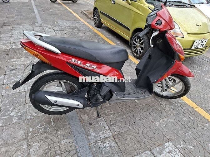 Honda Click màu Đỏ