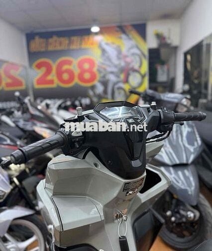 Honda Vario 160 ABS 2024 XXM Nhập IDO 11.000KM