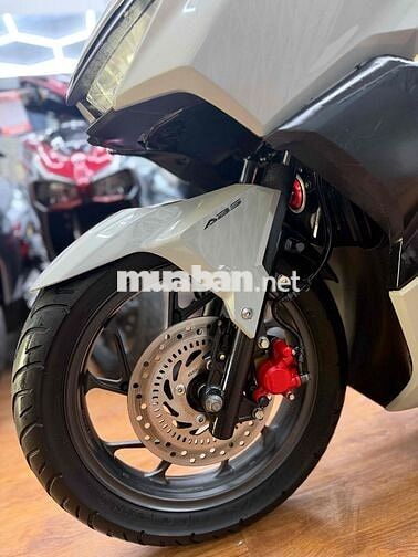 Honda Vario 160 ABS 2024 XXM Nhập IDO 11.000KM