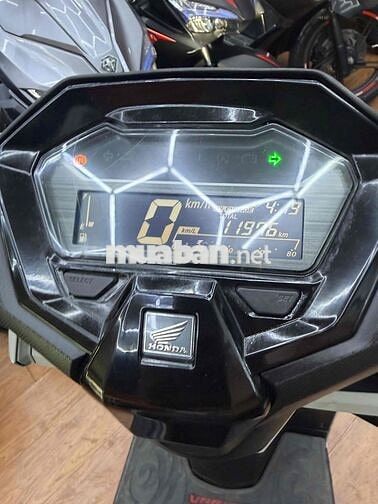 Honda Vario 160 ABS 2024 XXM Nhập IDO 11.000KM