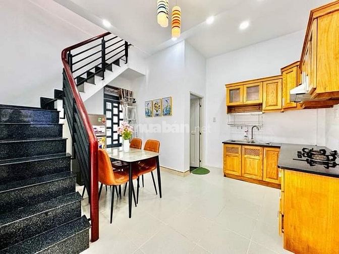 Chủ bán gấp nhà Cao Thắng, Quận 3. Giao Nguyễn Đình Chiểu - 1,840 tỷ