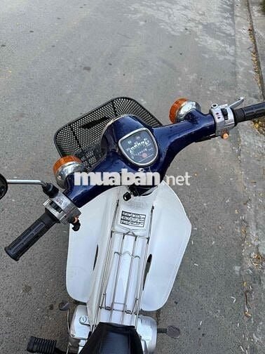 Honda Super Cub Xanh trắng