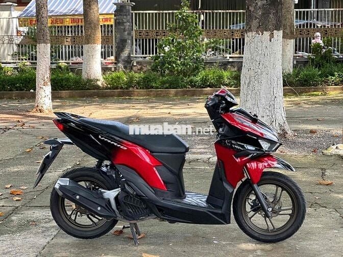 Honda Vario 2024 125cc Đỏ đen 8000 km
