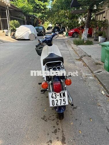Honda Super Cub Xanh trắng