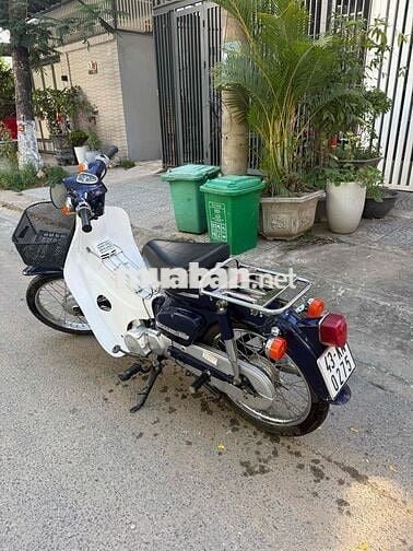 Honda Super Cub Xanh trắng