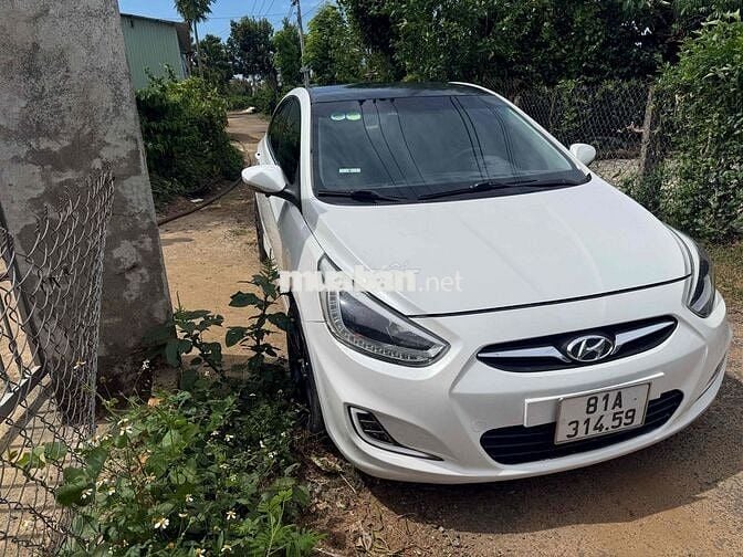 Hyundai Accent 2013 Trắng
