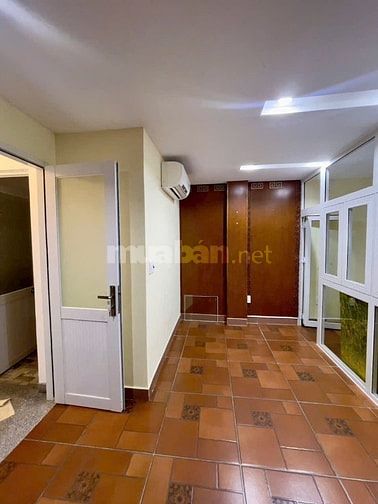 BÁN NHÀ HẺM XE TẢI ĐƯỜNG CHU VĂN AN 4 TẦNG + 1 TRỆT