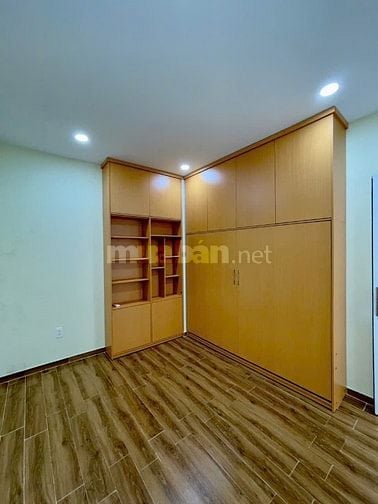 BÁN NHÀ HẺM XE TẢI ĐƯỜNG CHU VĂN AN 4 TẦNG + 1 TRỆT