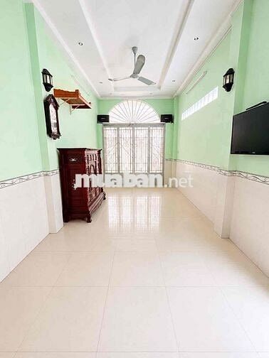 GẤP BÁN NHÀ 2 TẦNG -3.5*12M -5.5 TỶ-3PN - NGAY TÂN HẢI- CỘNG HOÀ