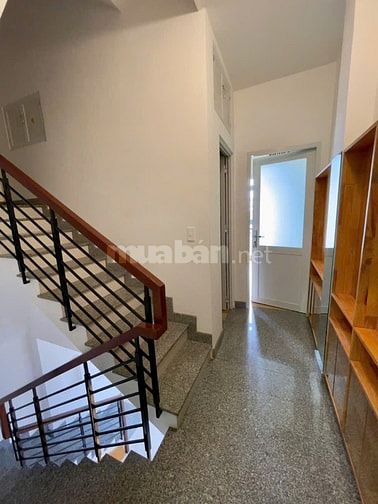 BÁN NHÀ HẺM XE TẢI ĐƯỜNG CHU VĂN AN 4 TẦNG + 1 TRỆT