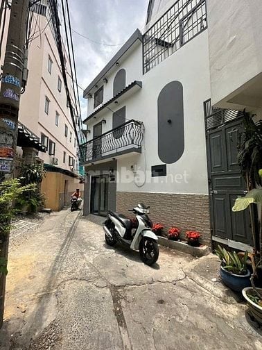 Nhà dt11m2 đúc mới 100% 2 lầu Sthuong 2pn hẻm 3m Âu Cơ, Q. Tân Bình