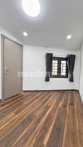 Nhà dt11m2 đúc mới 100% 2 lầu Sthuong 2pn hẻm 3m Âu Cơ, Q. Tân Bình