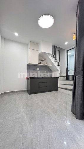 Nhà dt11m2 đúc mới 100% 2 lầu Sthuong 2pn hẻm 3m Âu Cơ, Q. Tân Bình