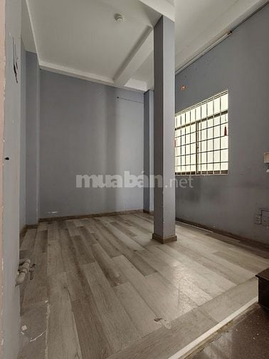 Bán Hoặc Cho Thuê Nhà 2 MT Vị Trí Vàng Ngay Ngã Tư 3/2 Và Sư Vạn Hạnh
