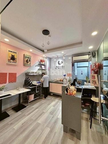 Bán Hoặc Cho Thuê Nhà 2 MT Vị Trí Vàng Ngay Ngã Tư 3/2 Và Sư Vạn Hạnh