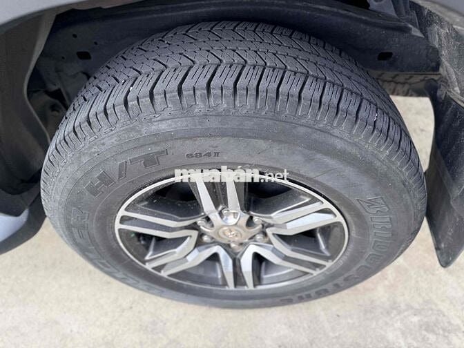 Toyota Fortuner 2017 2.4MT - Số Sàn - Xe Tại Hãng