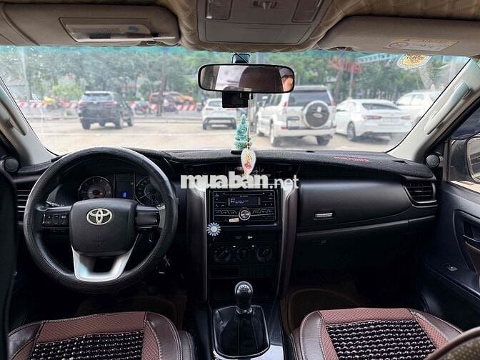 Toyota Fortuner 2017 2.4MT - Số Sàn - Xe Tại Hãng