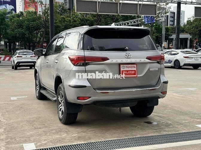 Toyota Fortuner 2017 2.4MT - Số Sàn - Xe Tại Hãng