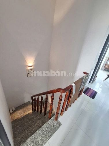 Bán Nhà 3,2mx13,5m 2 lầu Hẻm Lê Thành Phương P15Q8