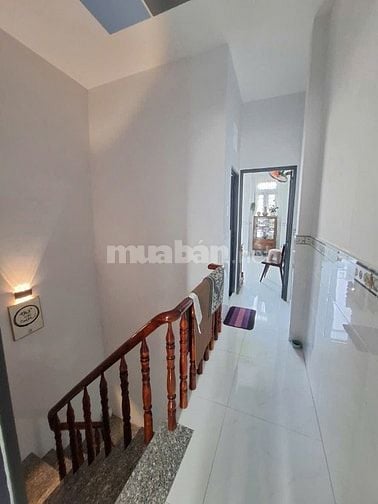 Bán Nhà 3,2mx13,5m 2 lầu Hẻm Lê Thành Phương P15Q8