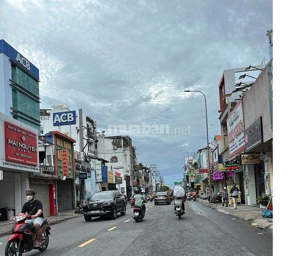 Bán nhà VỊ TRÍ ĐẸP HXT ngang 5.3m 122m2 CMT8 KD buôn bán gần BV 19 tỷ