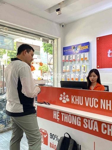 THANH TRANG MOBILE TUYỂN QUẢN LÝ VẬN HÀNH